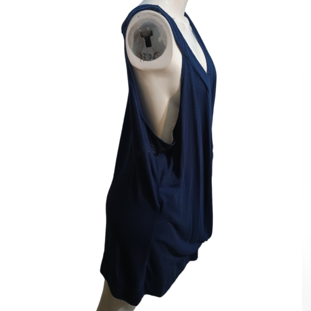 Vanity essentials blouse - Picture 3 of 9